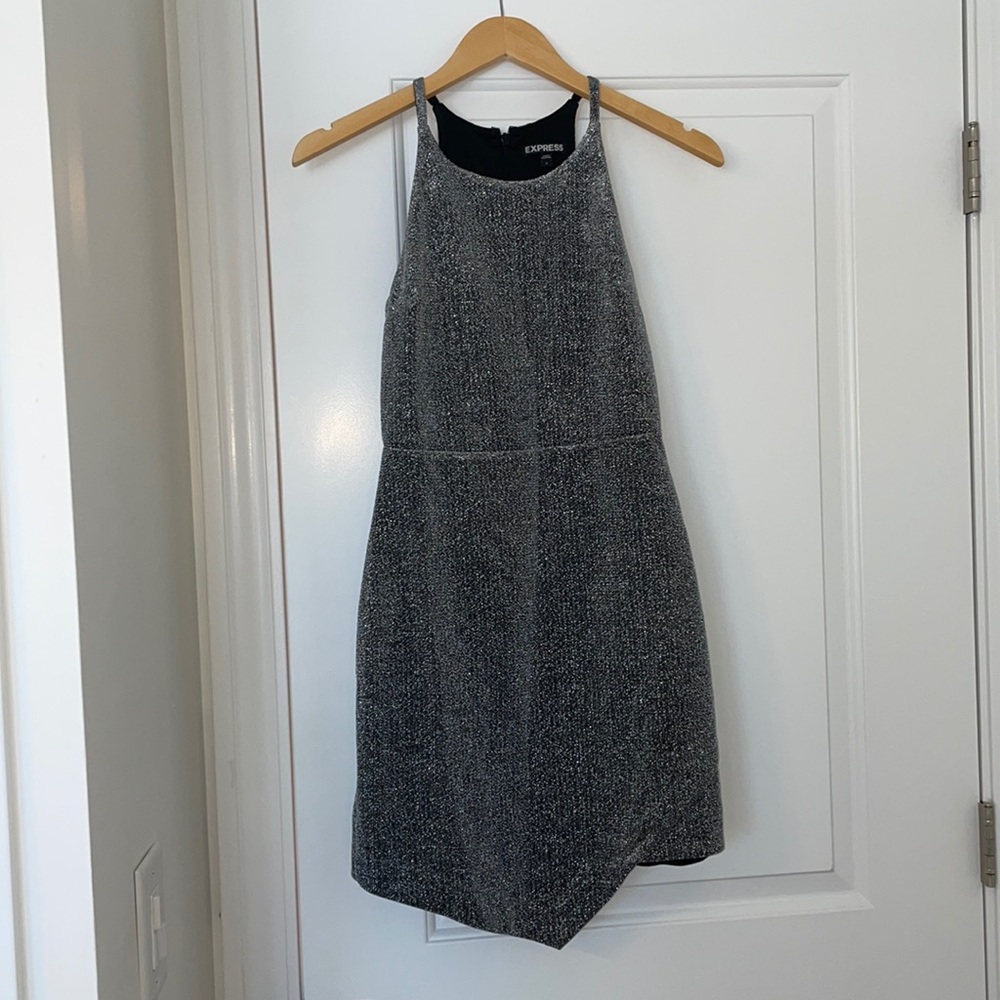 Perfect condition only worn once silver dress!